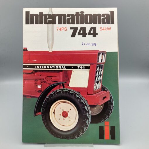 IHC International Prospekt Traktor 744